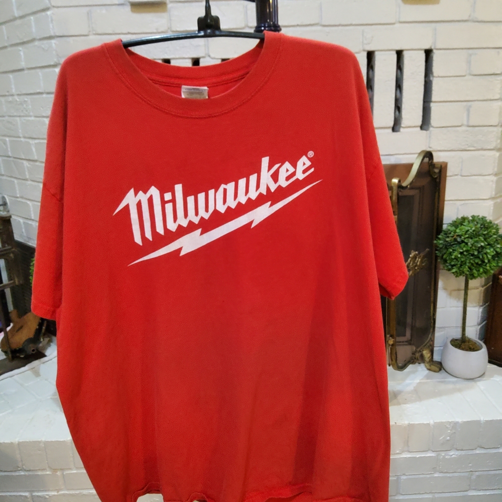 Milwaukee Red Men's T-Shirt
